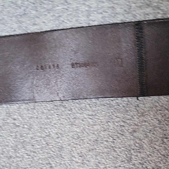 Fossil Vintage Black and Gold Leather Belt - Picture 6 of 11